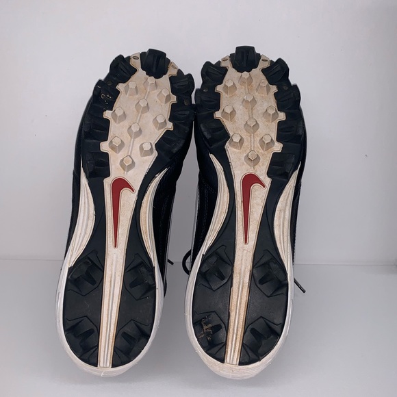 Black Nike Football Cleat - Picture 8 of 8